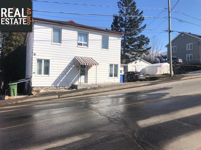 Property 251-255 Boul. Champlain main img