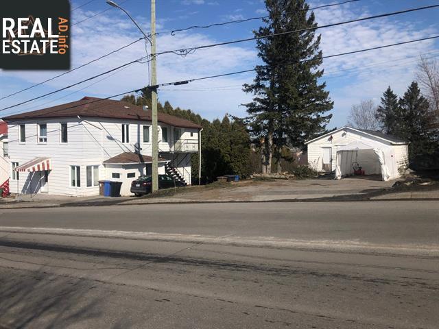 Property 251-255 Boul. Champlain img1