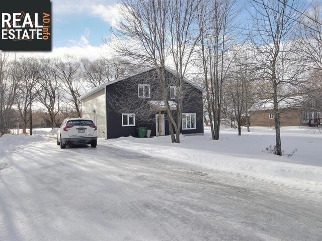 Property 421 Ch. Siscoe main img