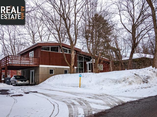 Property 156 Rue Crestwood main img