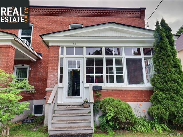 Property 65z Rue Lorne main img