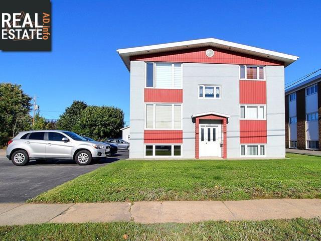 Property 442 Av. Cartier main img