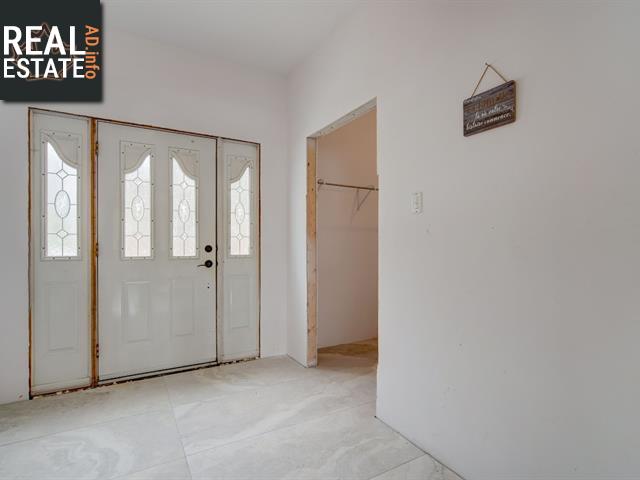 Property 64 1re Av. Ste-Catherine img1