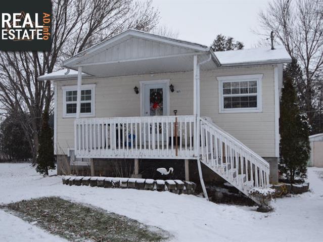 Property 1471 2e Rue main img