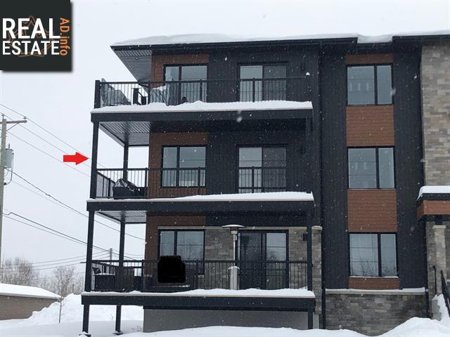 Property #201-1150 Rue Perreault E. main img