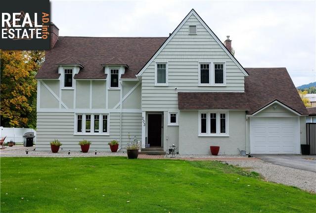 Property 203 Kootenay Avenue main img