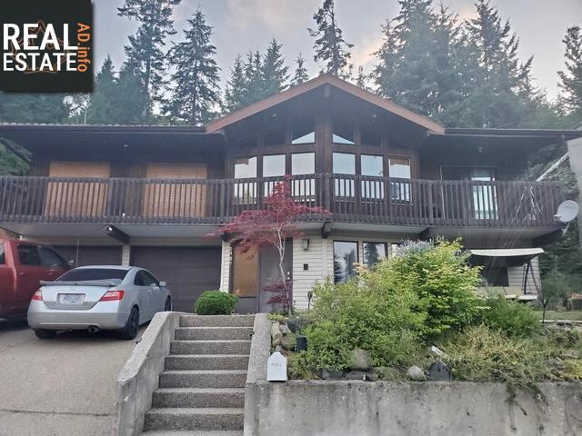 Property 2420 11th Avenue main img