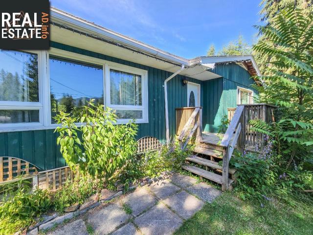 Property 1060 Doukhobour Road main img