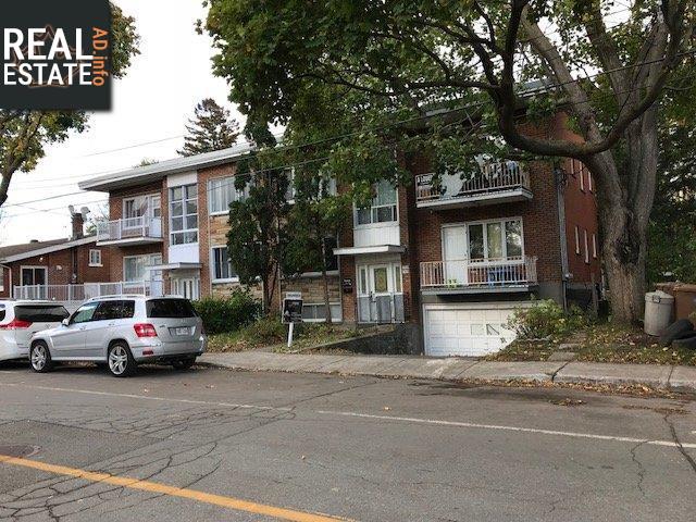 Property 7928-7930 Ch. Wavell main img