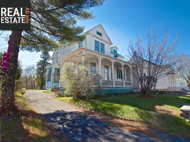 Property 349 Rue St-Jacques main img