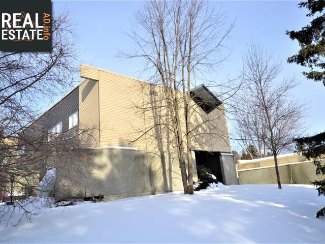 Property 8415 7e Avenue main img