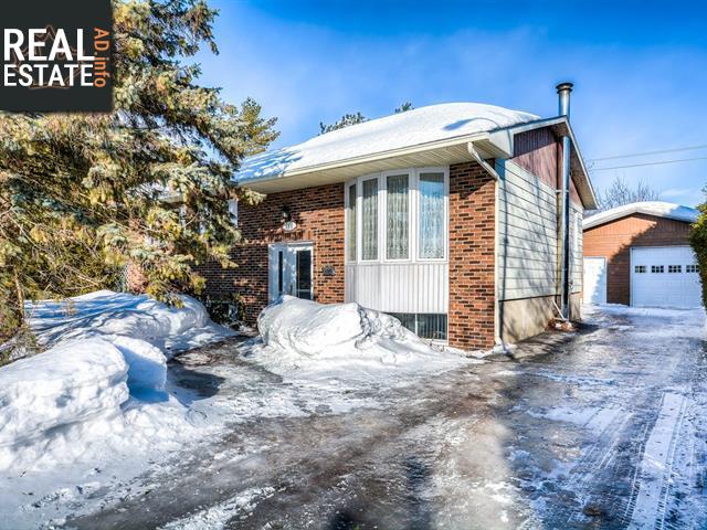 Property 559 Rue Andre-Bouchard main img