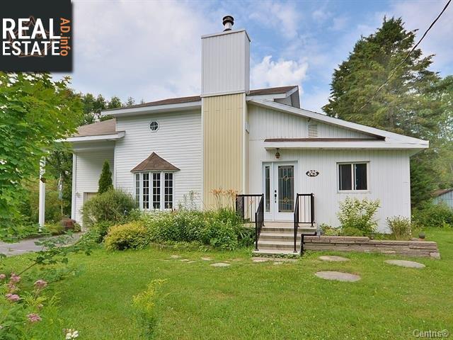 Property 225 Rue Des Pins main img