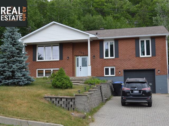 Property 159 Av. Thorne main img