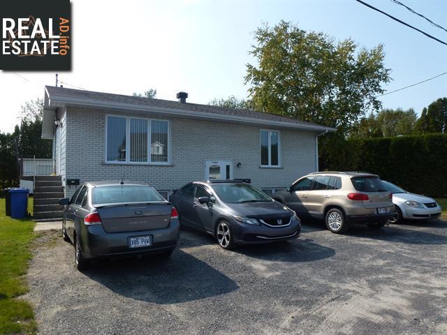 Property 1480 Rue Scott O. main img