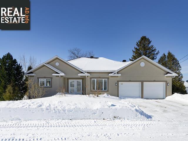 Property 20 Rue Berry main img