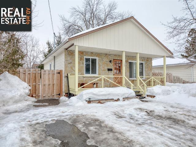 Property 129 Rue Houle main img