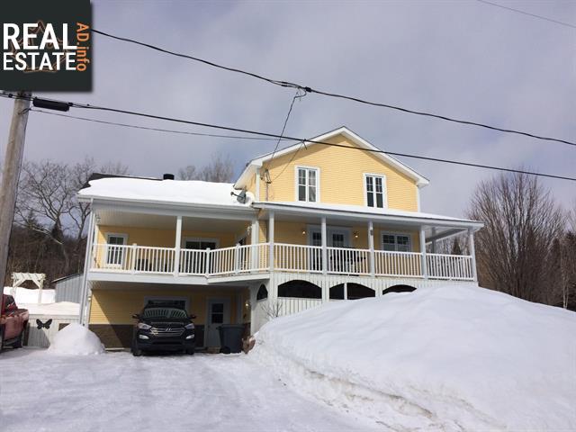 Property 730 Ch. De Guenette main img