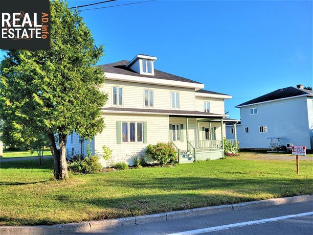 Property 400-400a Av. Patry main img