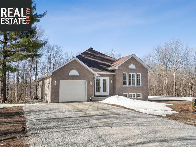 Property 5 Rue De Rigaud main img