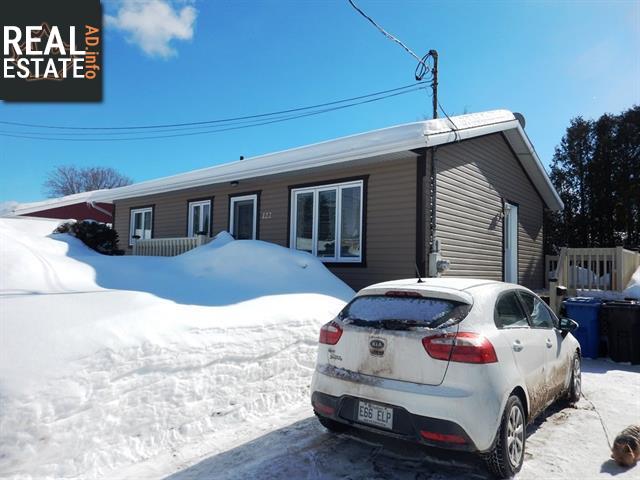Property 122 Rue Alexandre main img