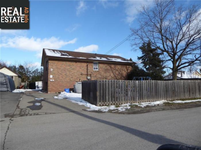Property 8 Rosetta Street main img