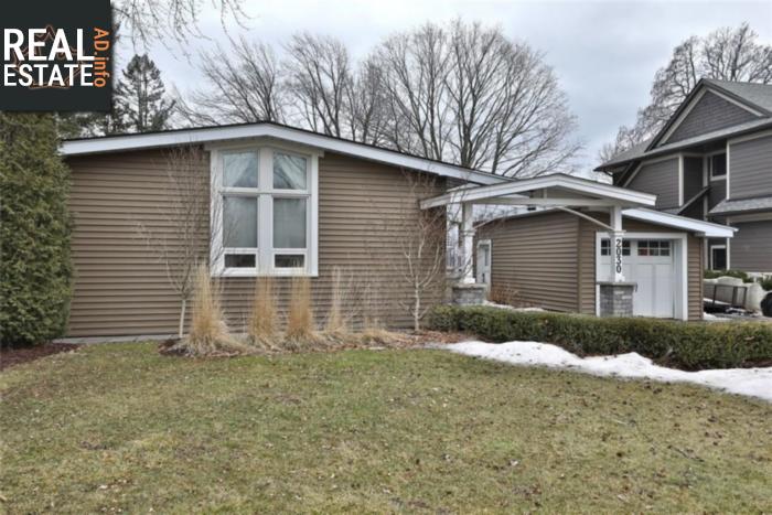 Property 2030 Salvator Boulevard main img