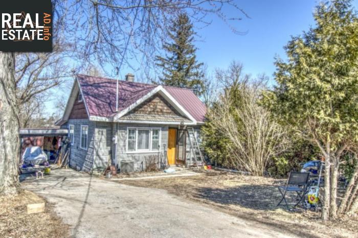 Property 16 Maple Trail main img