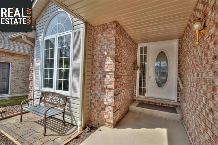 Property 34 Bayview Lane main img