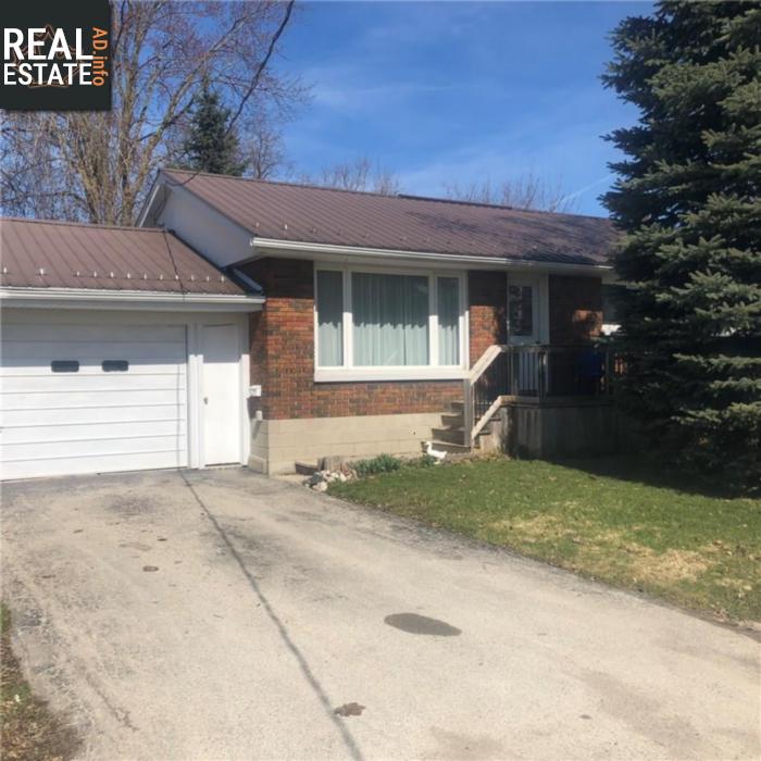 Property 135 Elm Avenue N main img