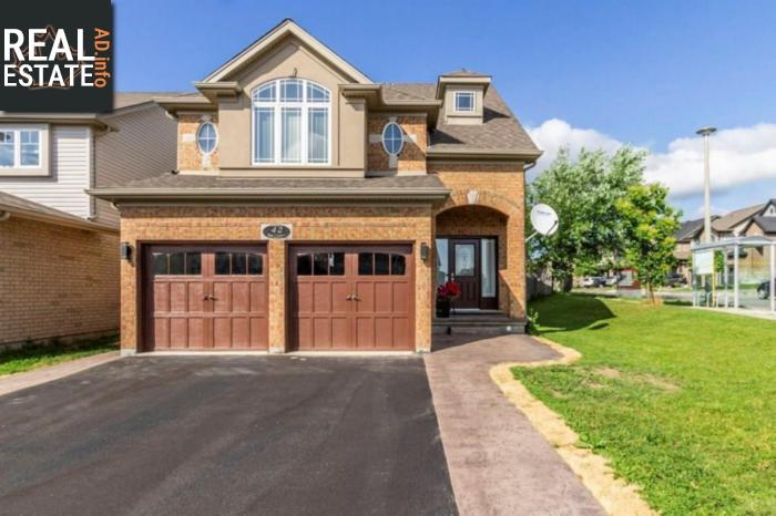 Property 42 Ray Crescent main img