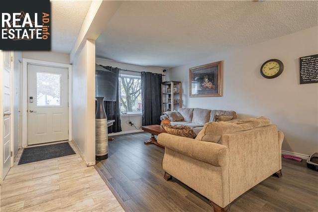 Property 27 Glenmorris Street main img