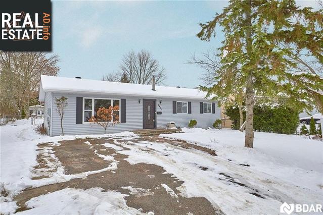 Property 2671 Lawrence Avenue main img