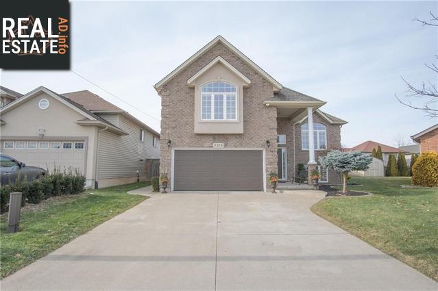 Property 8216 Barrett Crescent main img
