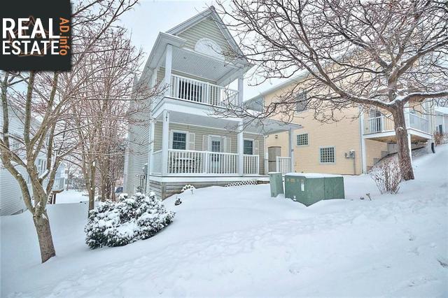 Property 10 Beacon Hill main img