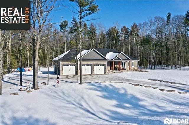 Property 20 Algonquin Trail main img