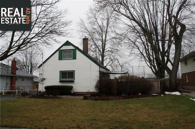 Property 35 Whyte Avenue N main img