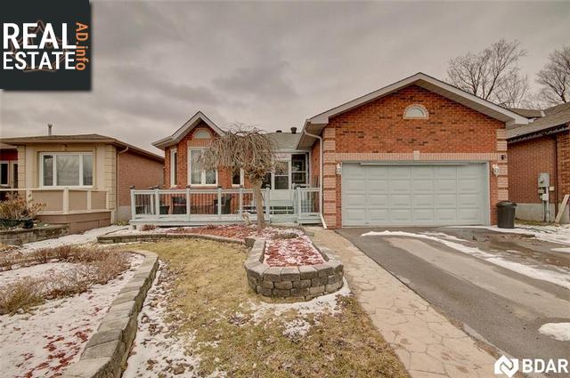 Property 14 Oshaughnessy Crescent main img