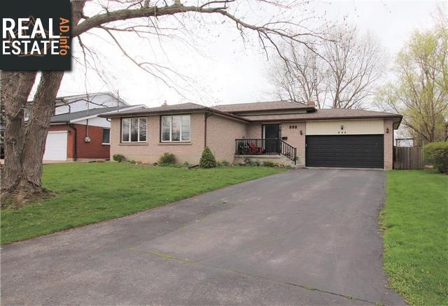 Property 896 Lakeview Road main img
