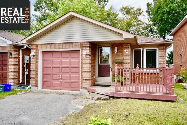 Property 42 Ferguson Drive main img