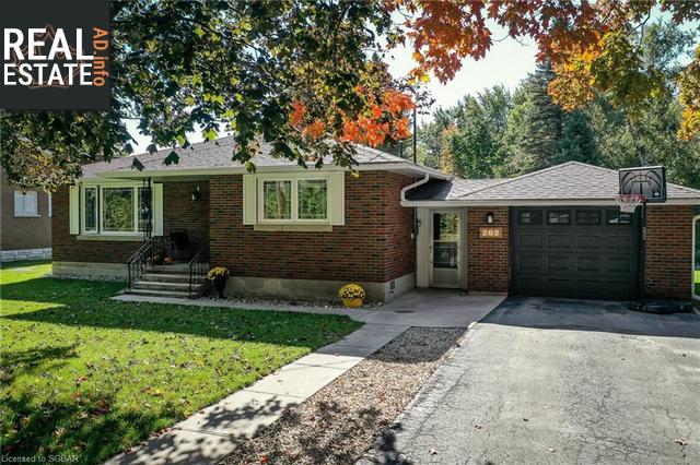 Property 202 Saunders Street main img