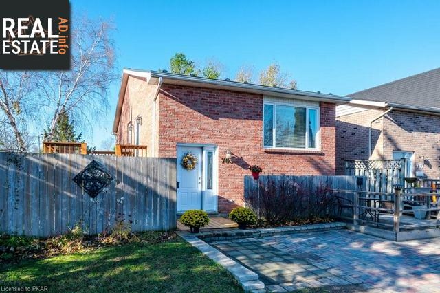 Property 703 Mountain Ash Road main img
