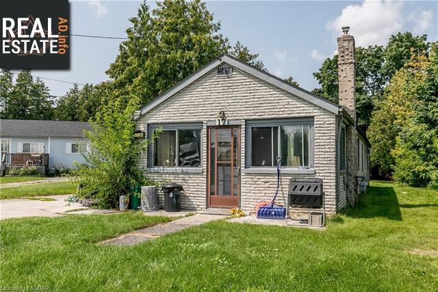 Property 17 Glen Rogers Road main img