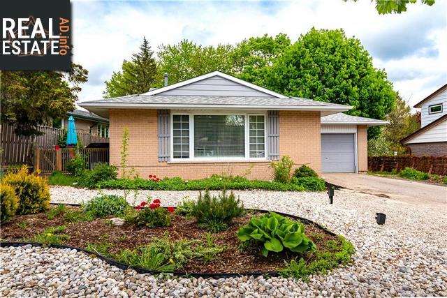 Property 34 Devere Drive main img