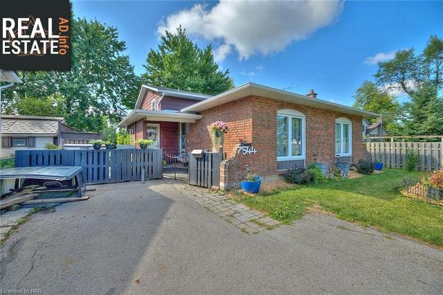 Property 7544 Fern Avenue main img