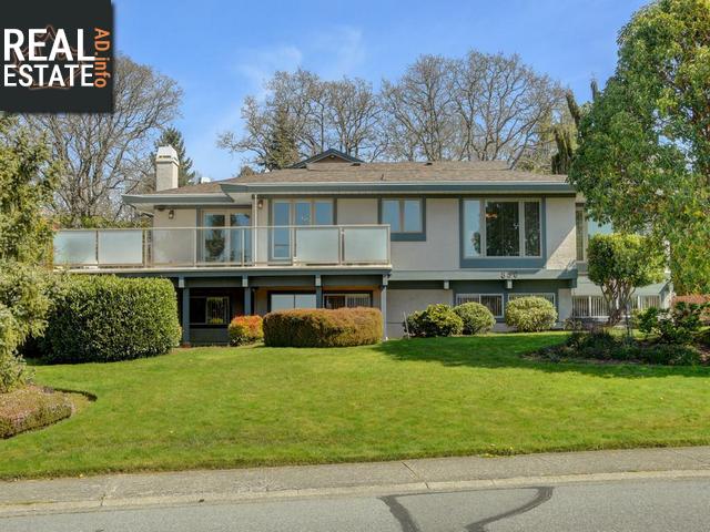 Property 850 Maltwood Terr main img