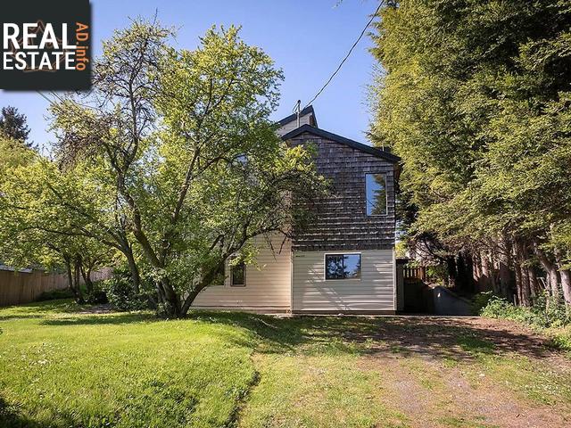 Property 835 Violet Ave main img