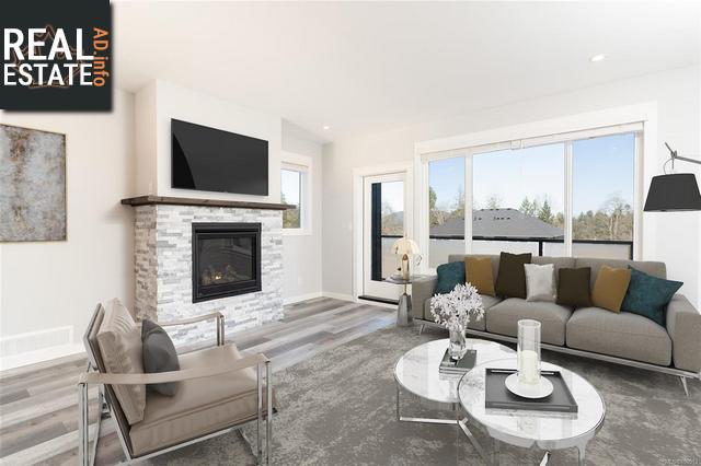 Property 2036 Ernest Lane main img