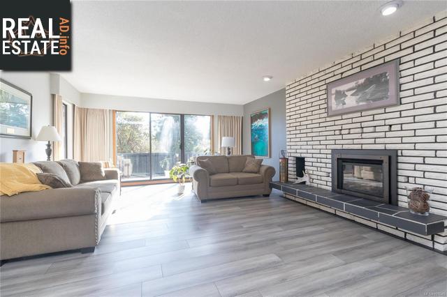 Property 8562 Aldous Terr img1