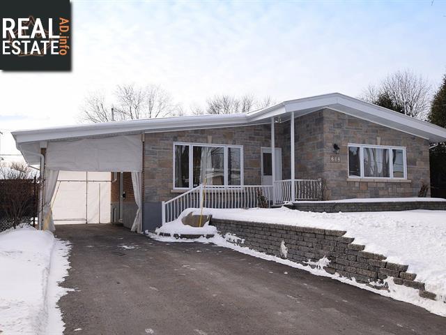 Property 292 Rue Champagne main img